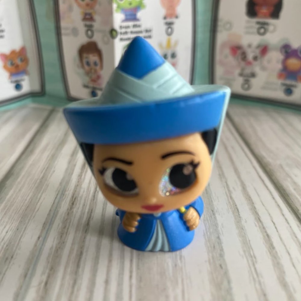 Disney Doorable Blue and Light Blue Mini Figure
